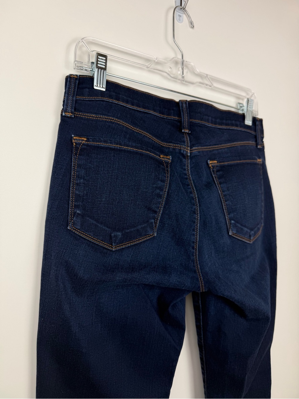 J Brand Mid-Rise Stove Pipe Skinny Jeans in Ignite, Size 29 - Picture 7 of 14